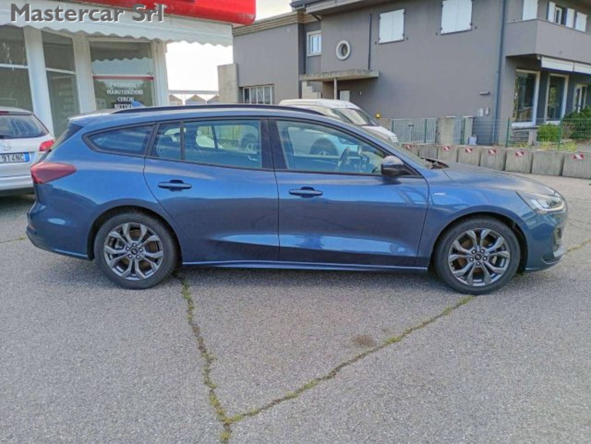 Ford Focus Station Wagon 1.0 EcoBoost Hybrid 125CV Powershift SW ST-Line Design (7)