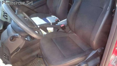 Volkswagen Veicoli Commerciali Caddy 2.0 TDI 122 CV 4Motion Furgone (5)