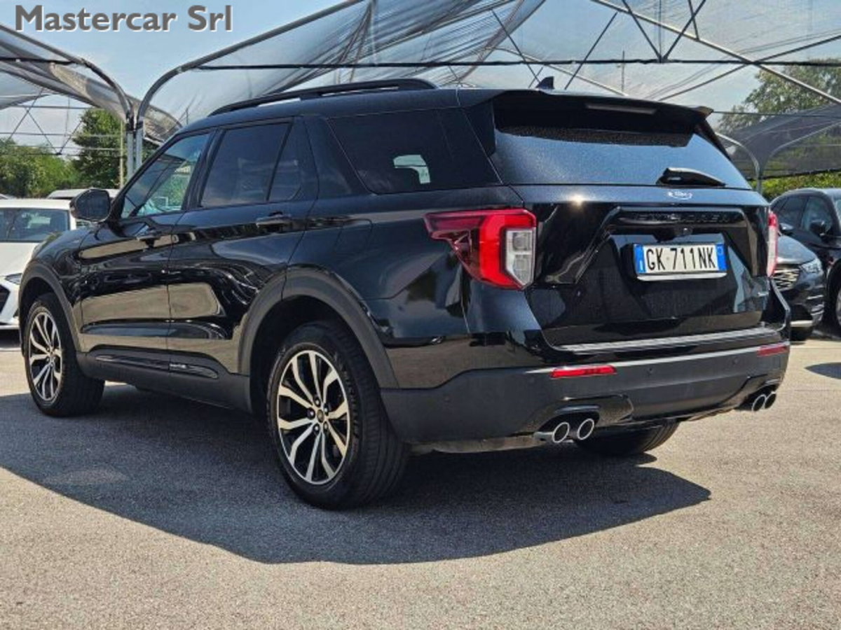 Ford Explorer 3.0 PHEV 457 CV A10 AWD ST-Line (4)