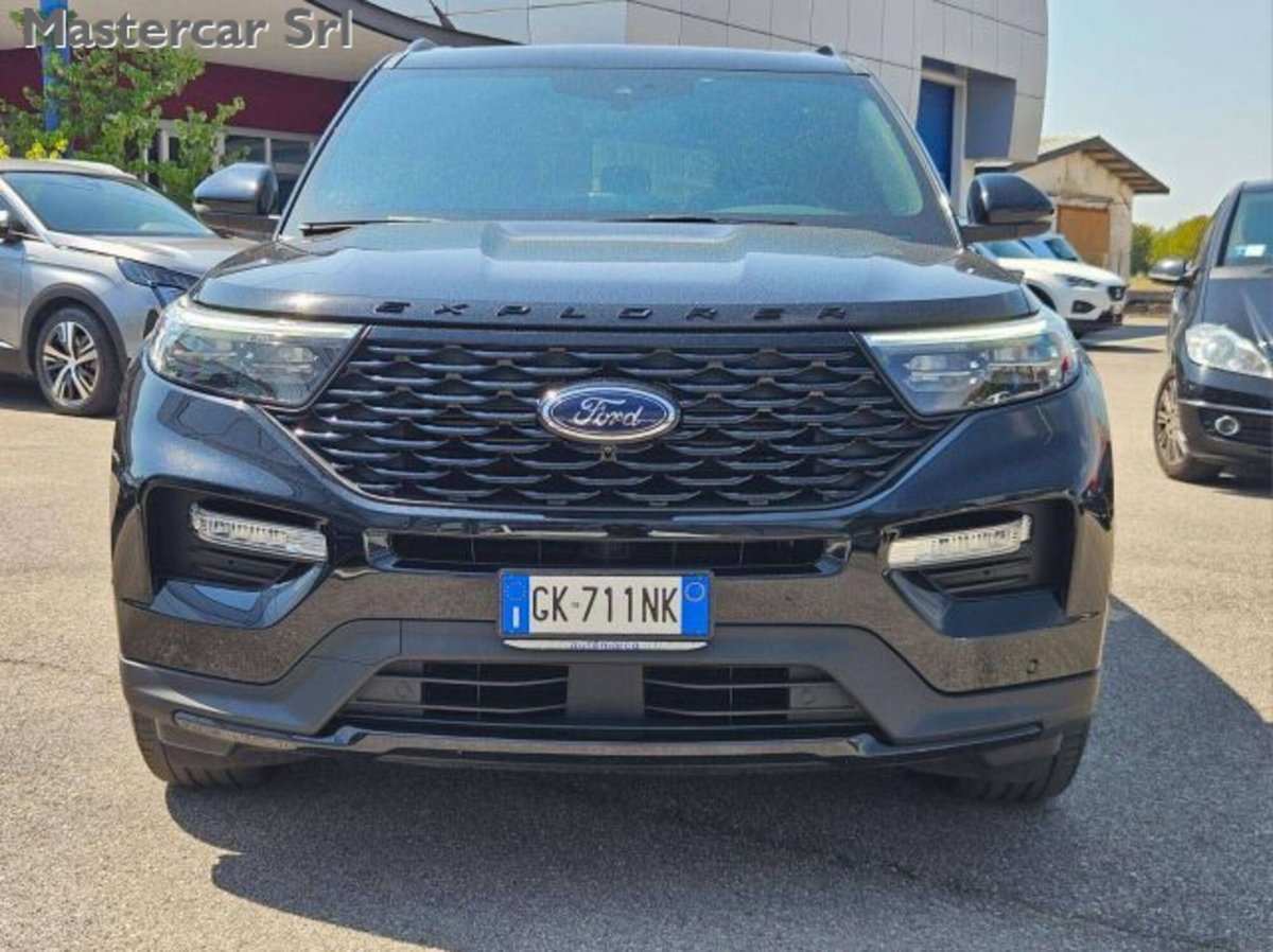 Ford Explorer 3.0 PHEV 457 CV A10 AWD ST-Line (9)