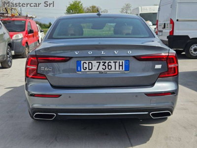 Volvo S60 T8 Recharge AWD Plug-in Hybrid Inscription (5)