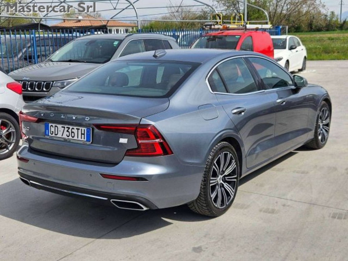 Volvo S60 T8 Recharge AWD Plug-in Hybrid Inscription (6)