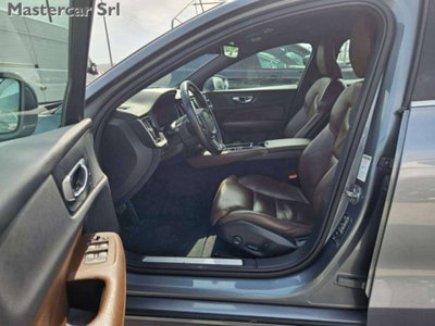 Volvo S60 T8 Recharge AWD Plug-in Hybrid Inscription (9)