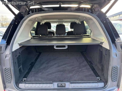 Land Rover Discovery 3.0 TD6 249 CV SE (14)