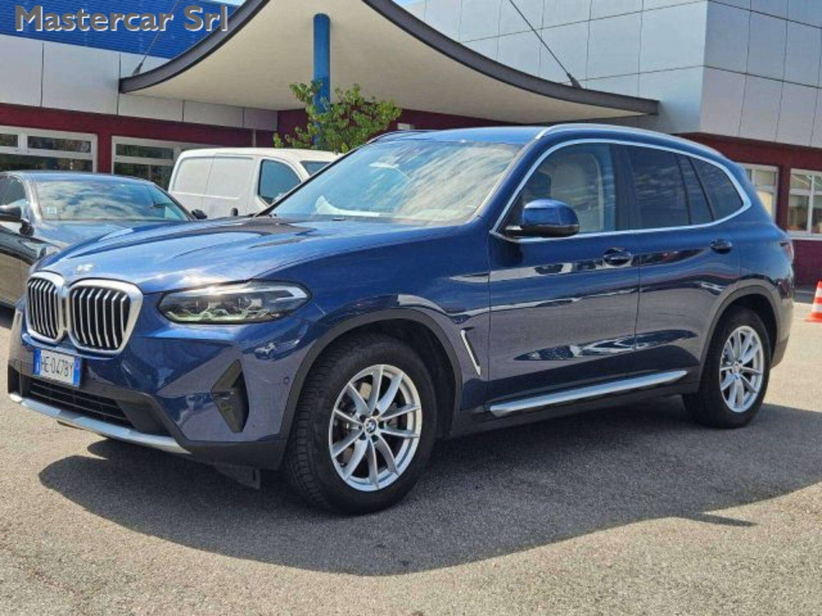 BMW X3 xdrive20d mhev 48V auto (2)
