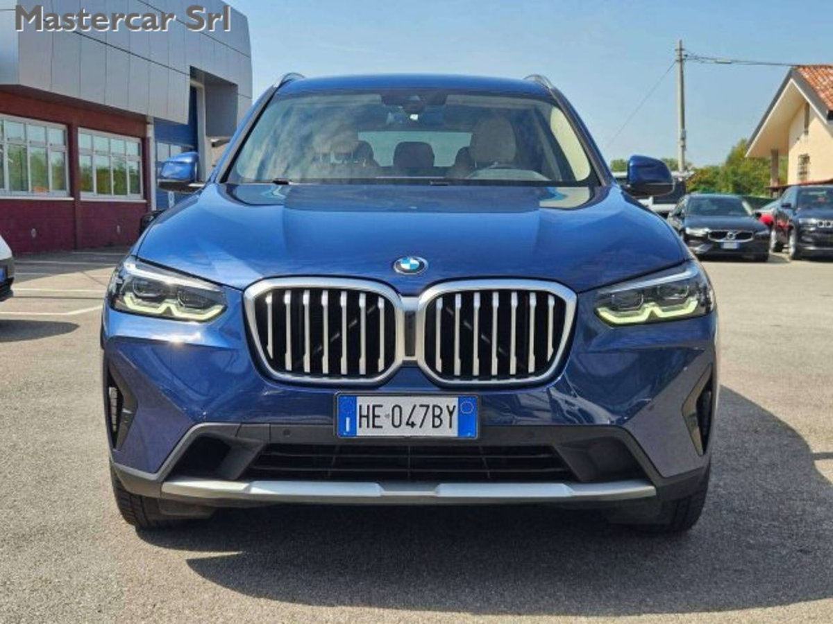 BMW X3 xdrive20d mhev 48V auto (9)