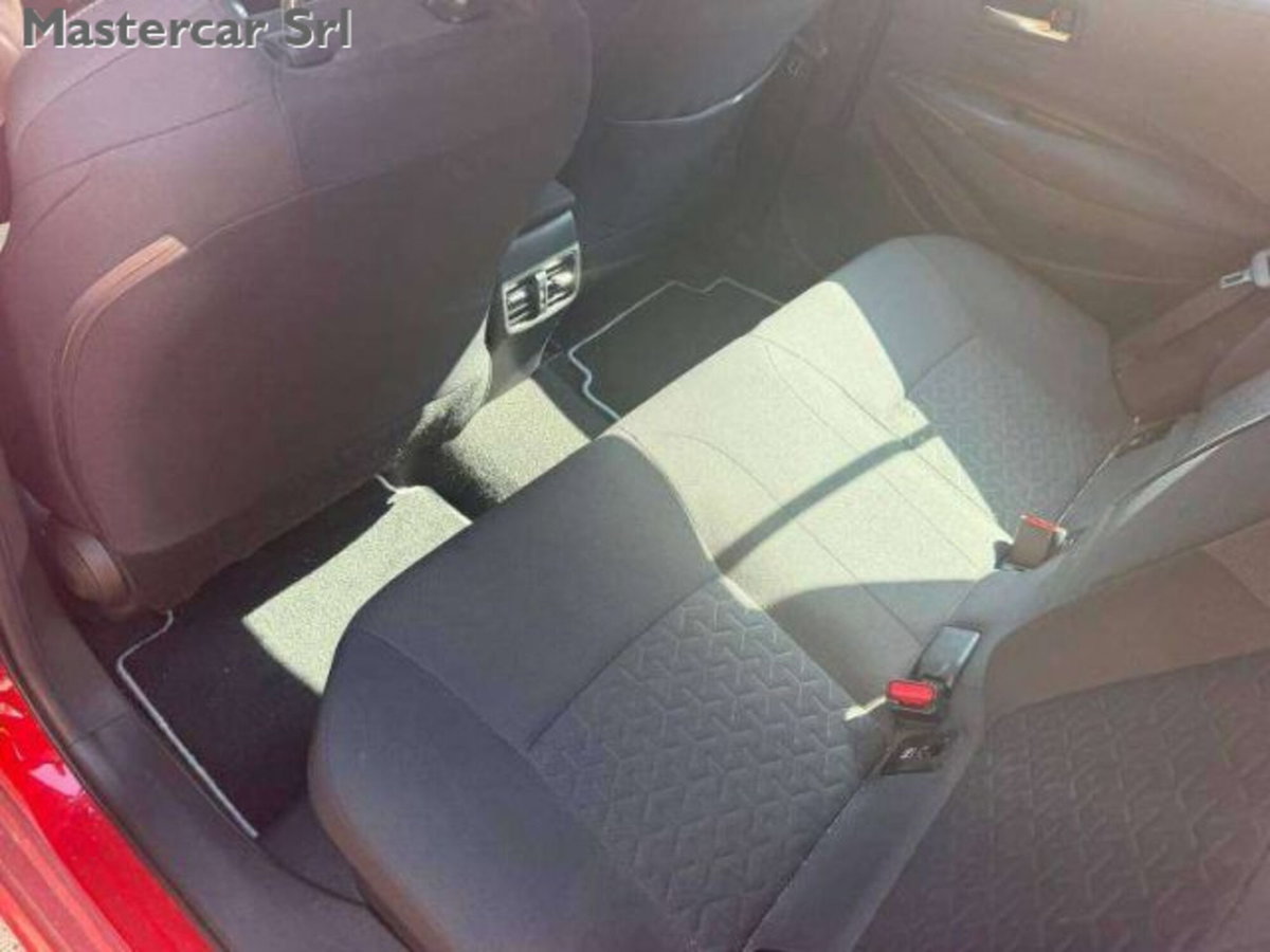 Toyota Corolla Touring Sports 1.8h GR Sport auto (7)