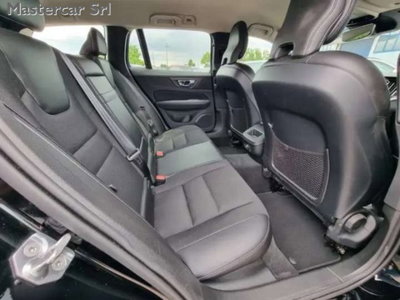 Volvo V60 Cross Country D4 (12)