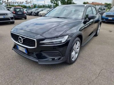 Volvo V60 Cross Country D4 (2)