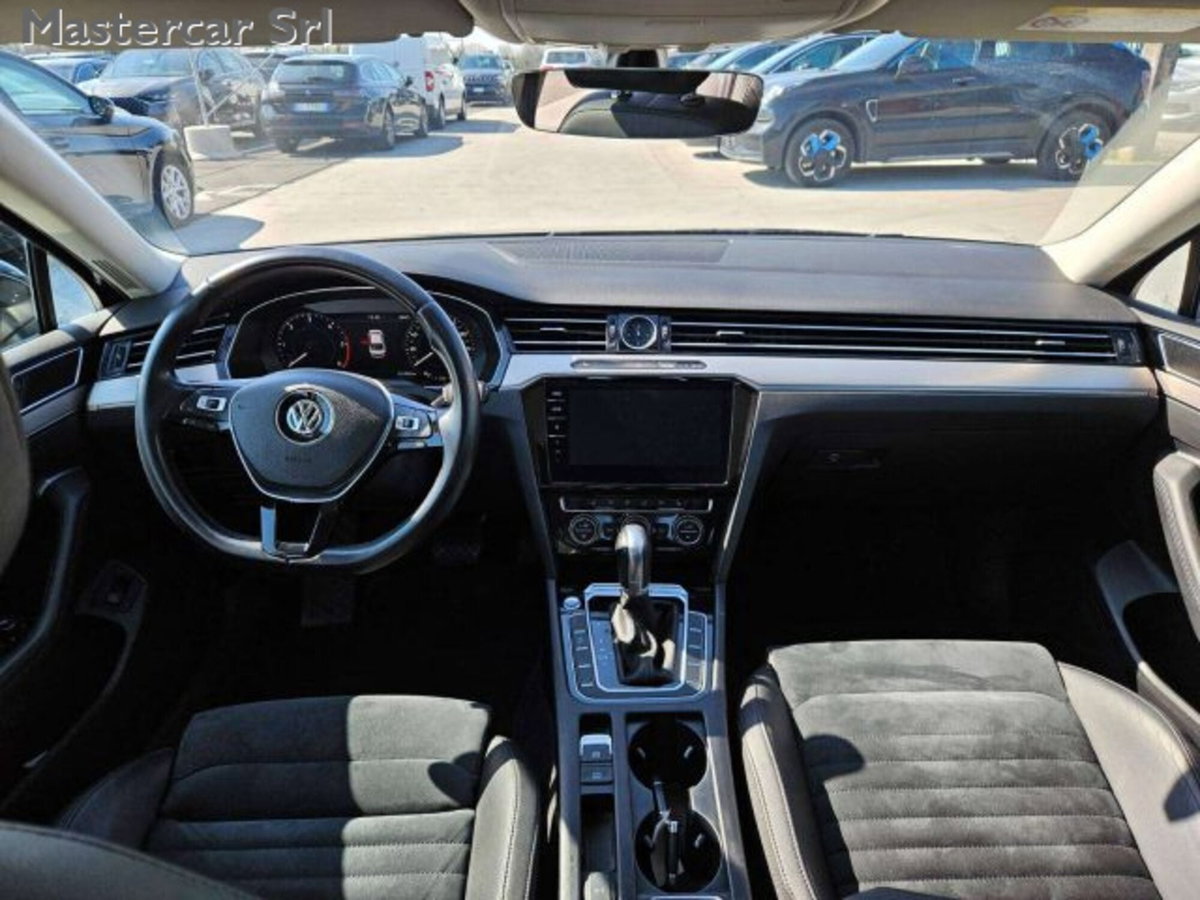 Volkswagen Passat 2.0 TDI SCR 190 CV 4MOTION DSG Executive BMT (12)