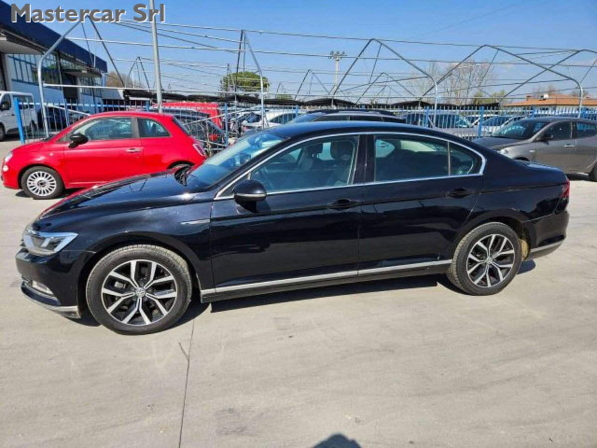 Volkswagen Passat 2.0 TDI SCR 190 CV 4MOTION DSG Executive BMT (3)