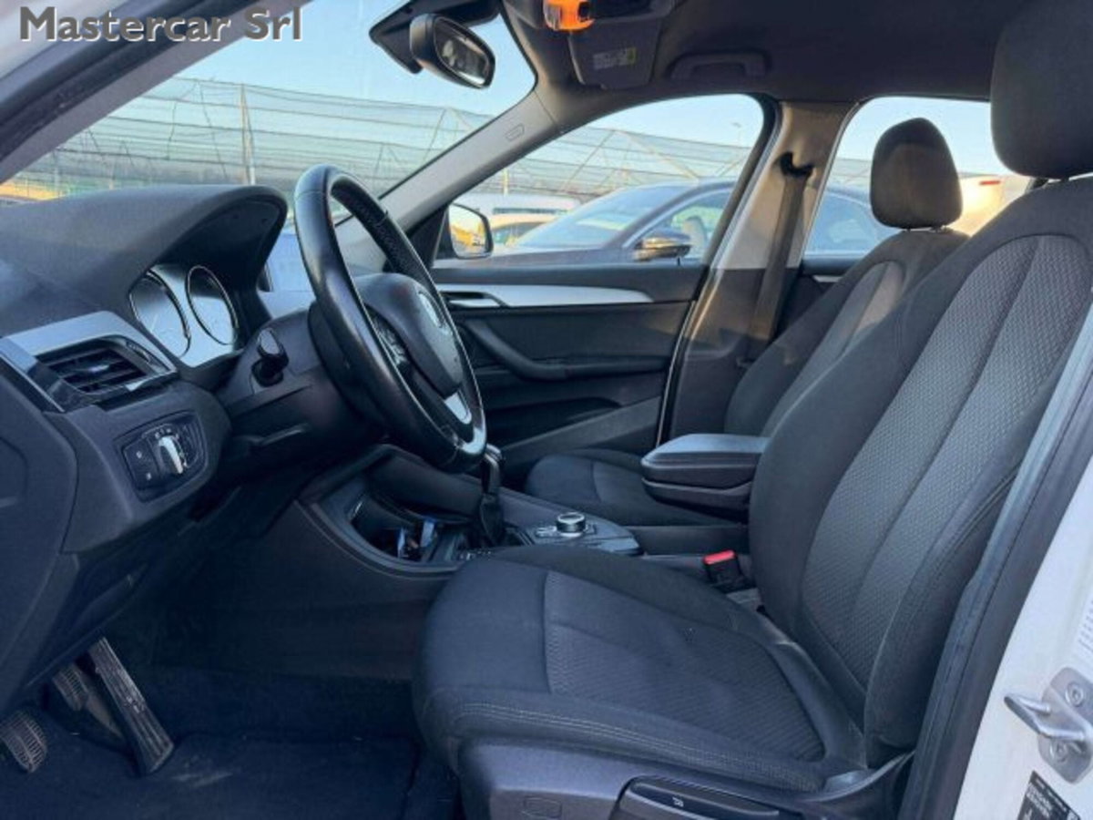 BMW X1 sDrive16d Business Advantage (10)