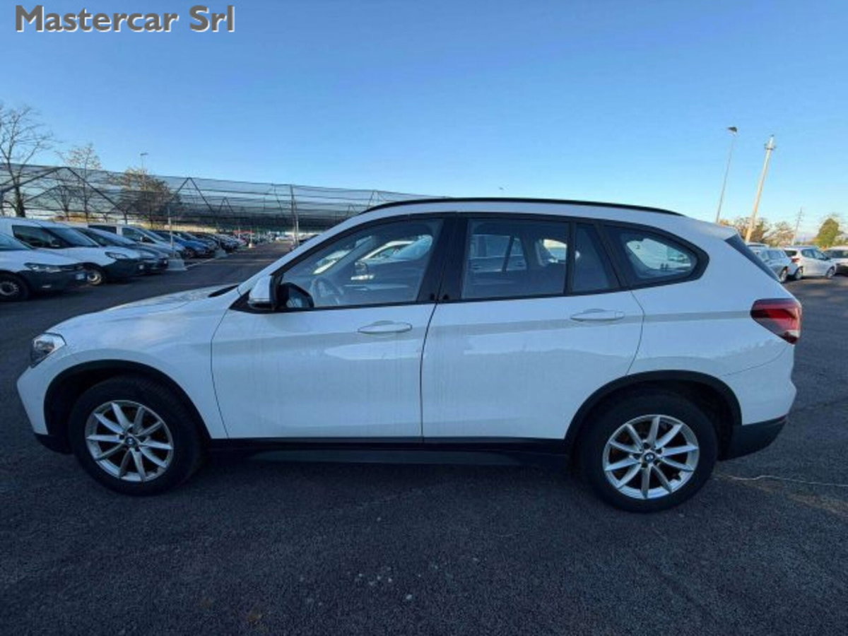 BMW X1 sDrive16d Business Advantage (3)