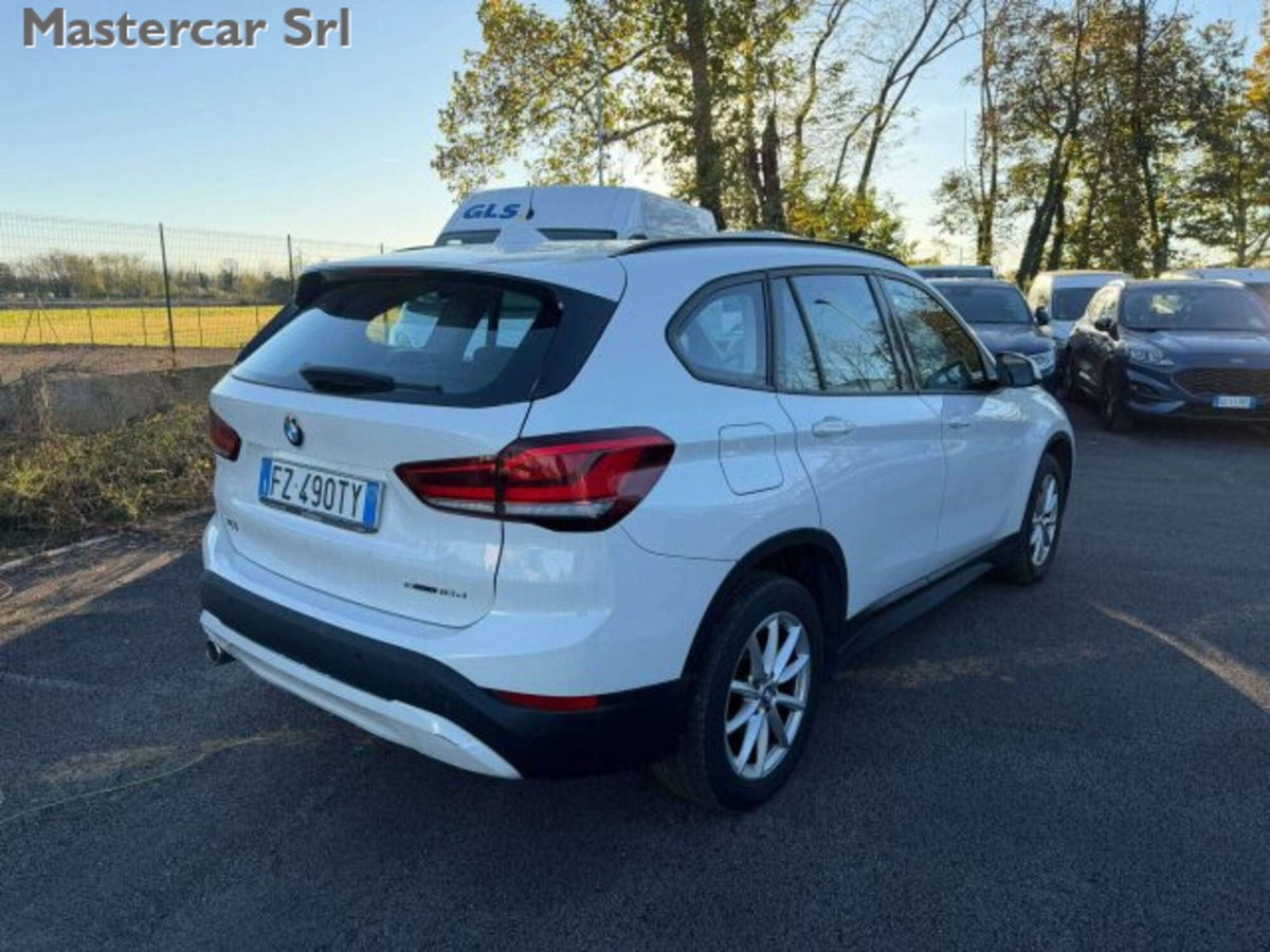 BMW X1 sDrive16d Business Advantage (6)
