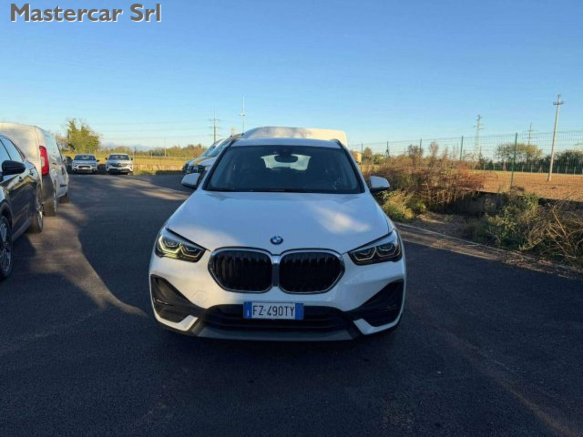 BMW X1 sDrive16d Business Advantage (9)