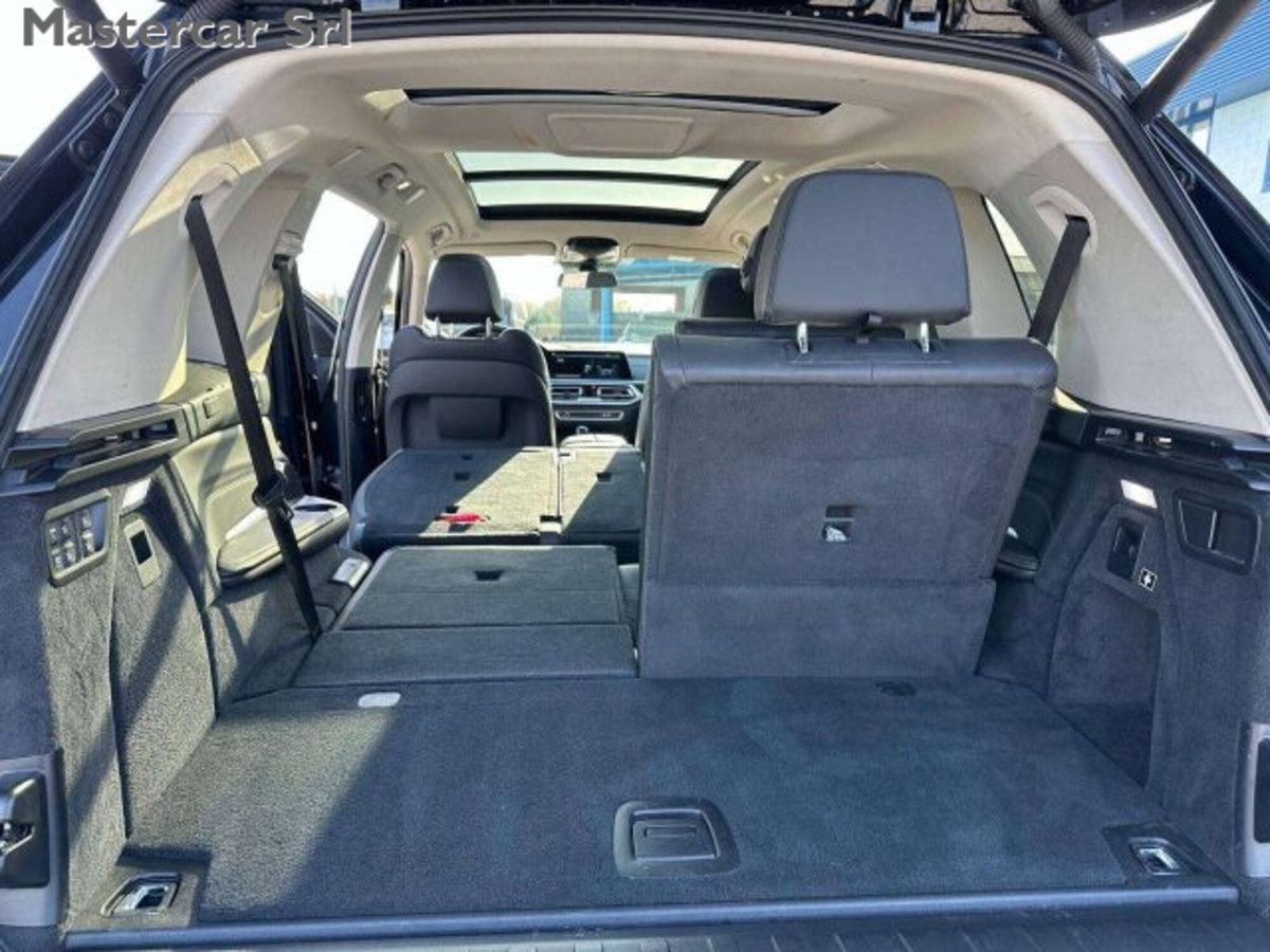 BMW X7 xDrive30d (15)