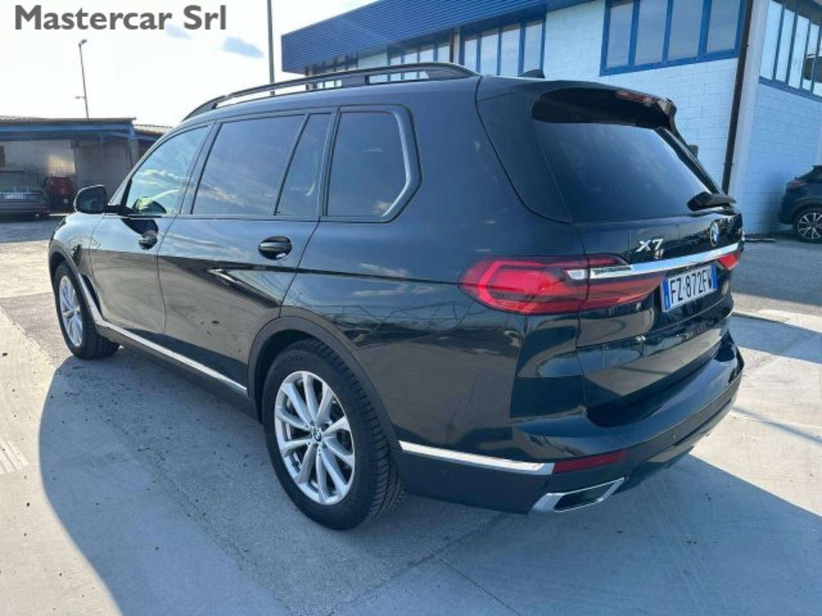BMW X7 xDrive30d (4)