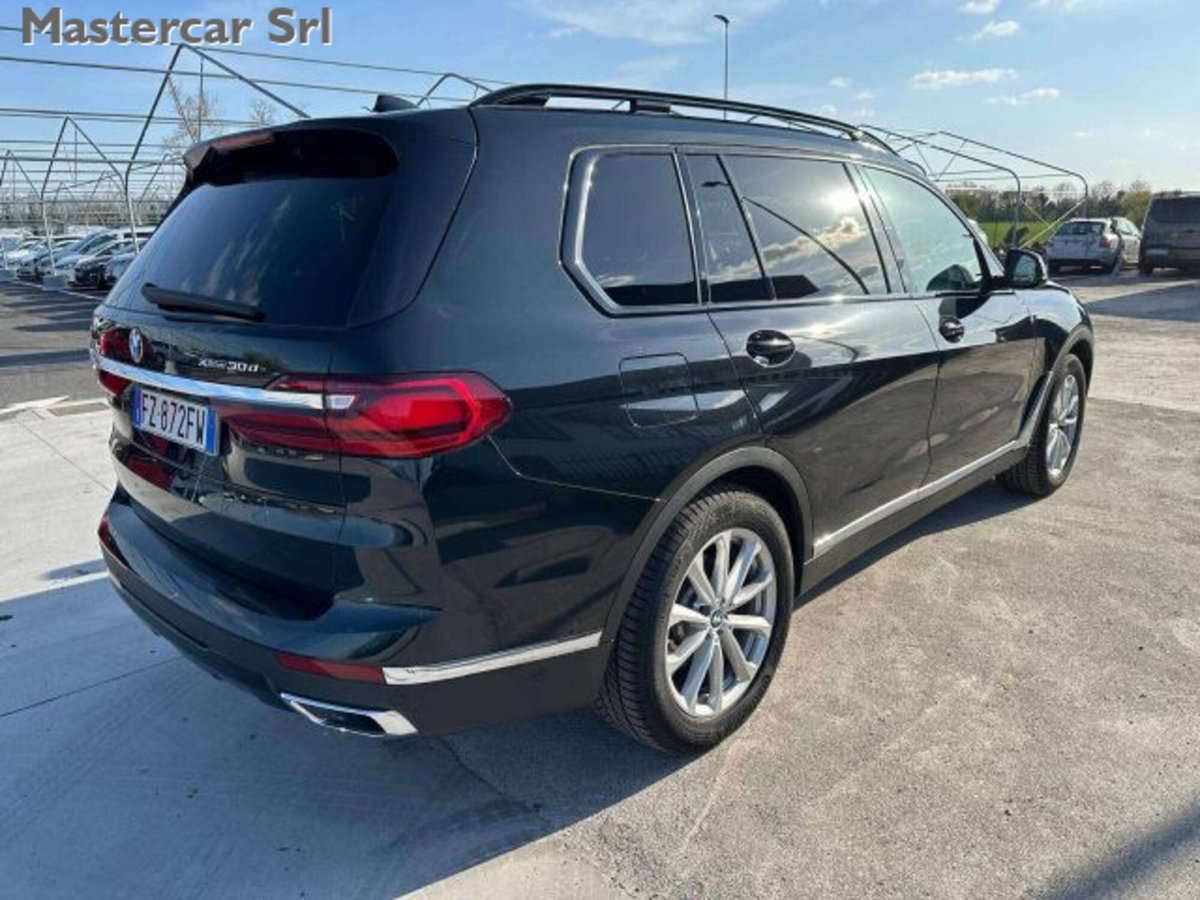 BMW X7 xDrive30d (6)