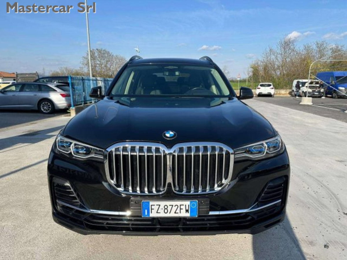 BMW X7 xDrive30d (9)