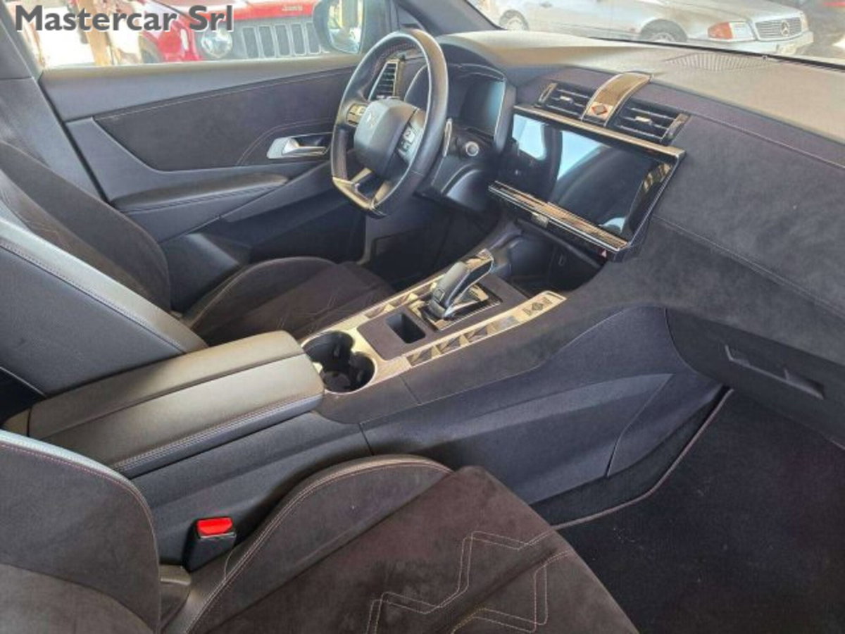 Ds DS 7 1.5 bluehdi Performance Line 130cv auto (9)