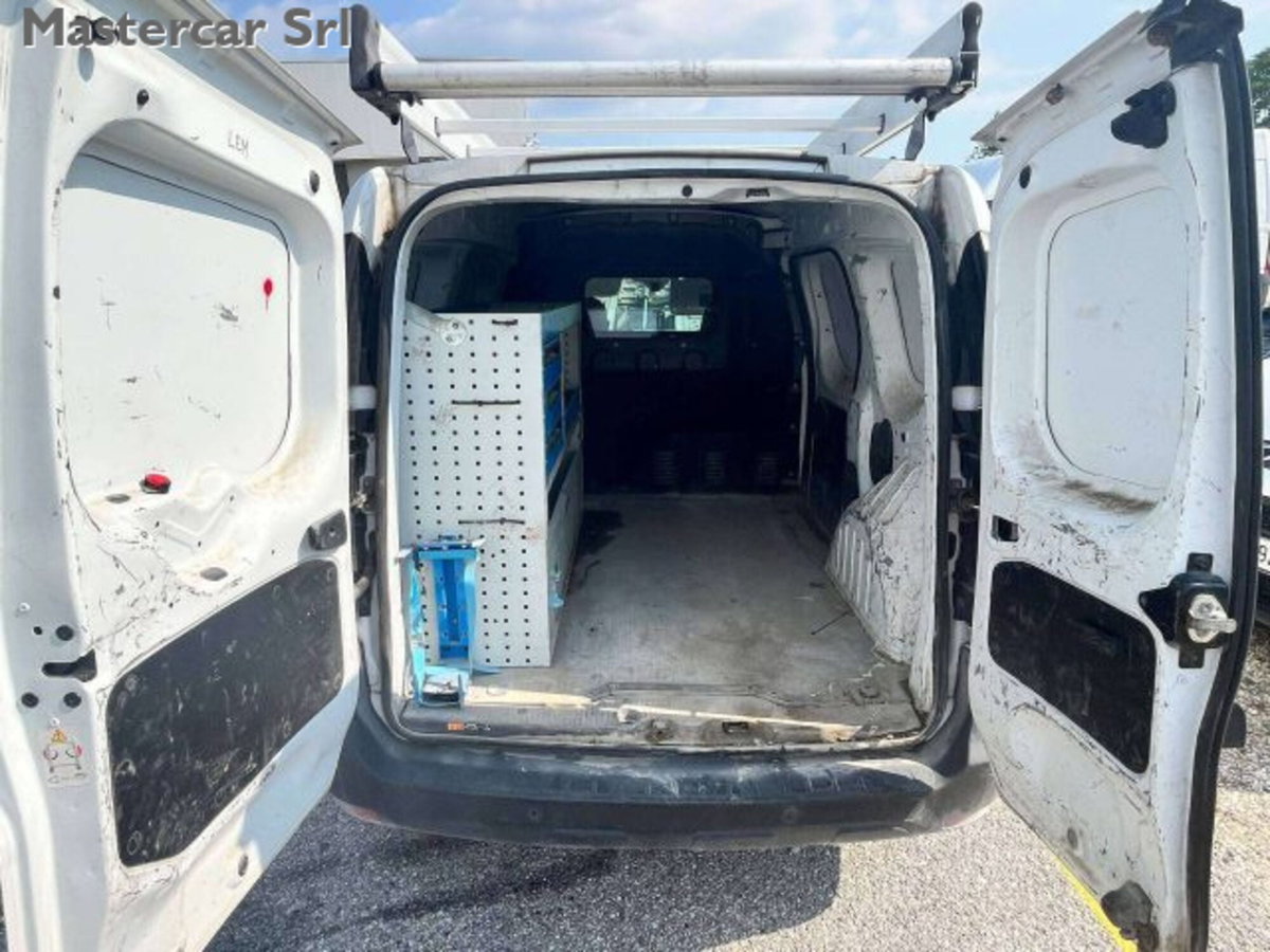 Renault Express van 1.5 Blue dci 95cv (13)