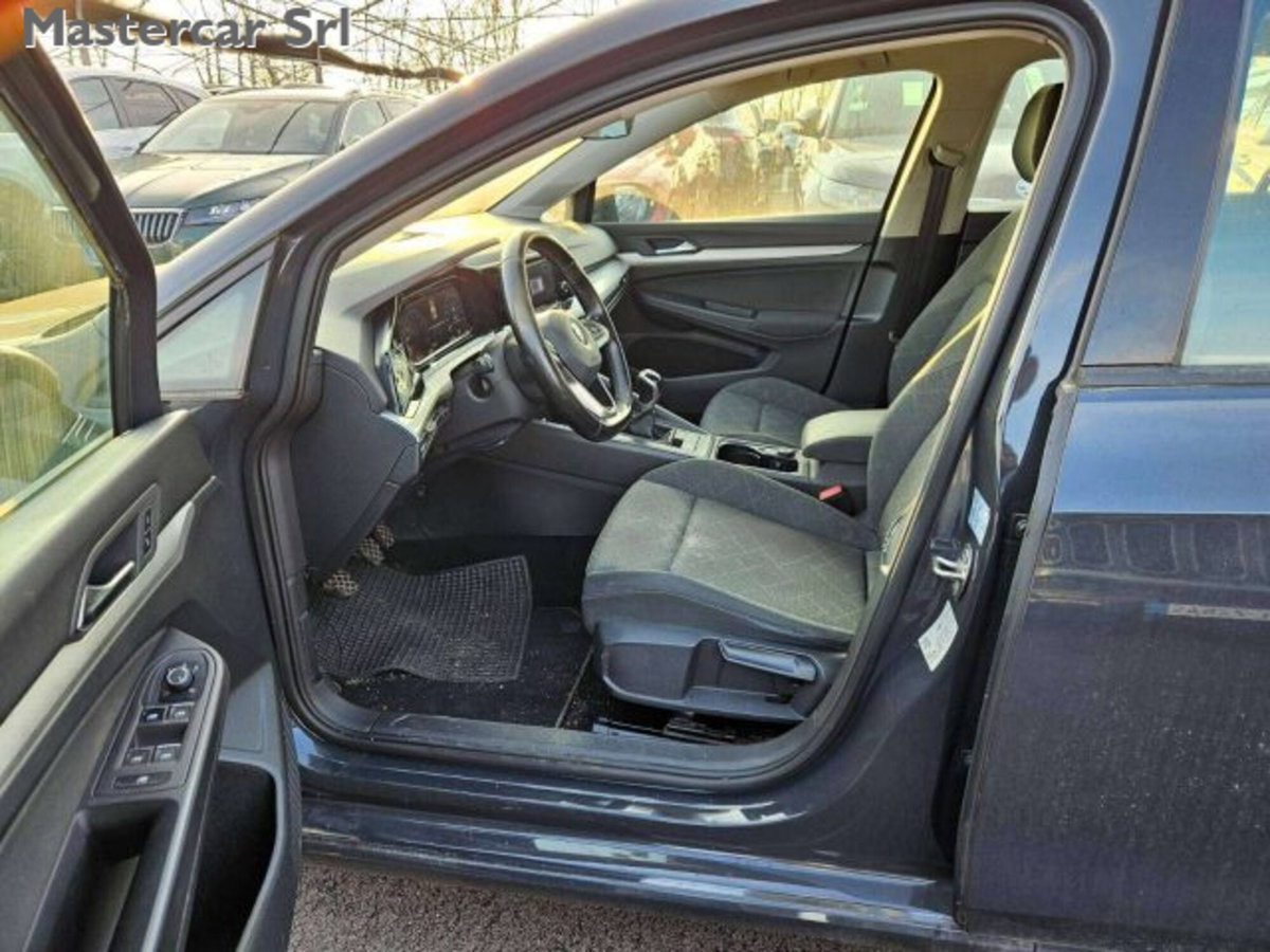 Volkswagen Golf Variant 1.0 TSI EVO Life (10)