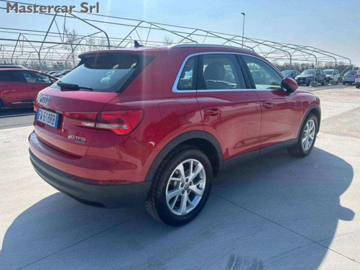Audi Q3 40 2.0 tfsi Business quattro s-tronic (6)