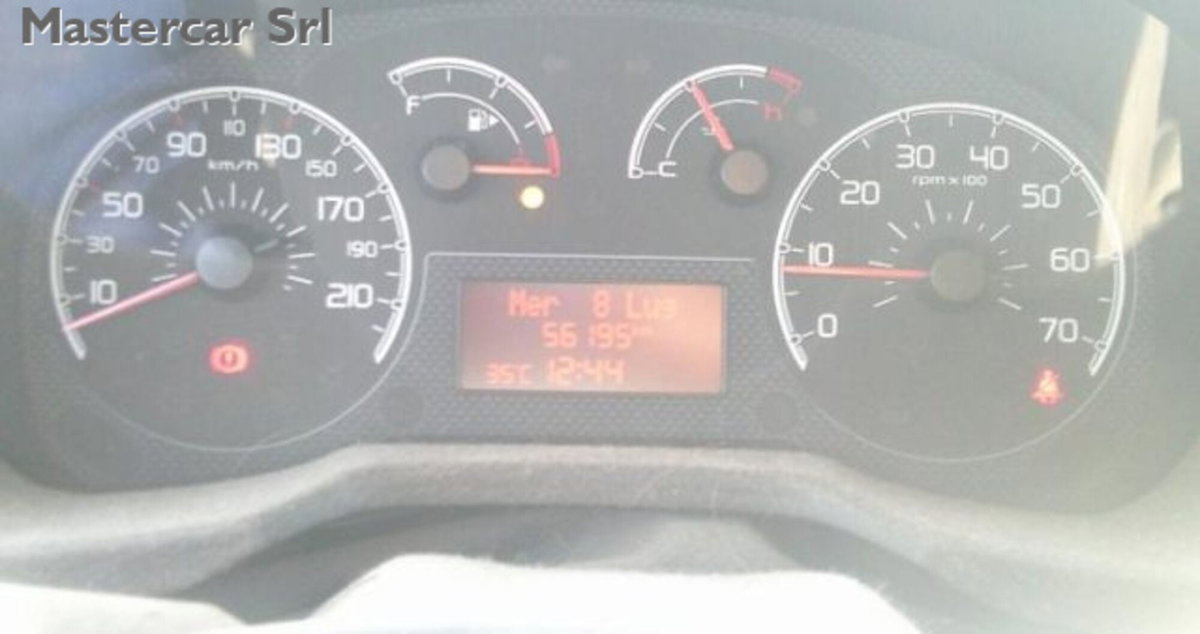 Fiat Fiorino 1.3 MJT 95CV Furgone (8)