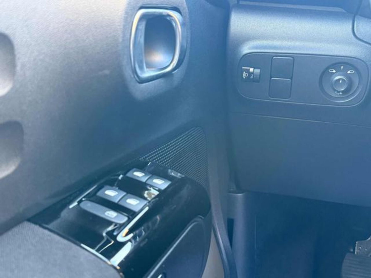 Citroen C3 Aircross 1.2 puretech Max s&s 110cv (16)