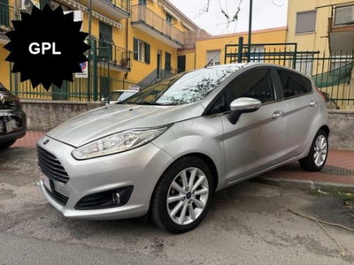 Ford Fiesta 1.4 5p. Bz.- GPL Titanium usata