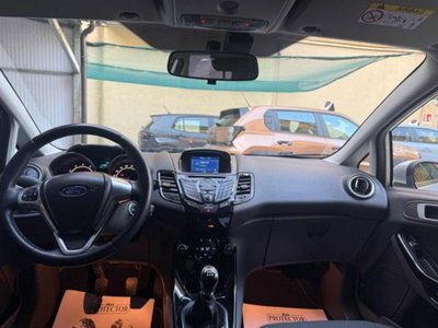 Ford Fiesta 1.4 5p. Bz.- GPL Titanium (9)