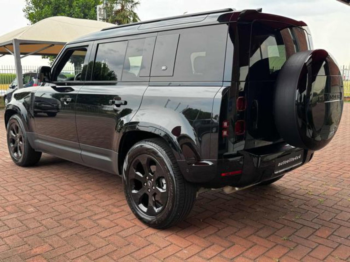 Land Rover Defender 110 3.0d i6 mhev X-Dynamic SE awd 200cv auto (10)