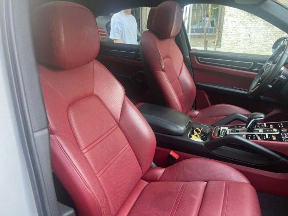 Porsche Cayenne Coupé 3.0 V6 Platinum Edition (20)