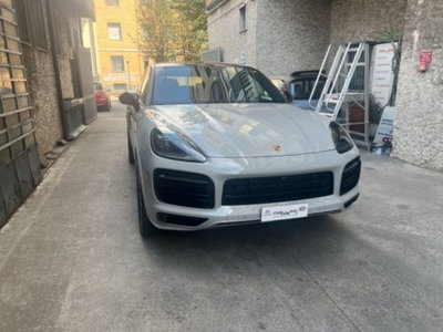Porsche Cayenne Coupé 3.0 V6 Platinum Edition (4)