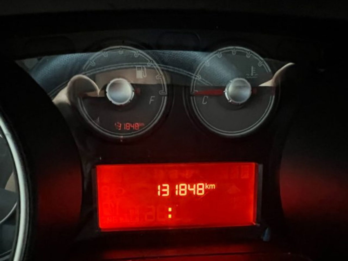 Fiat Punto 1.4 8V 5 porte Easypower Easy (18)