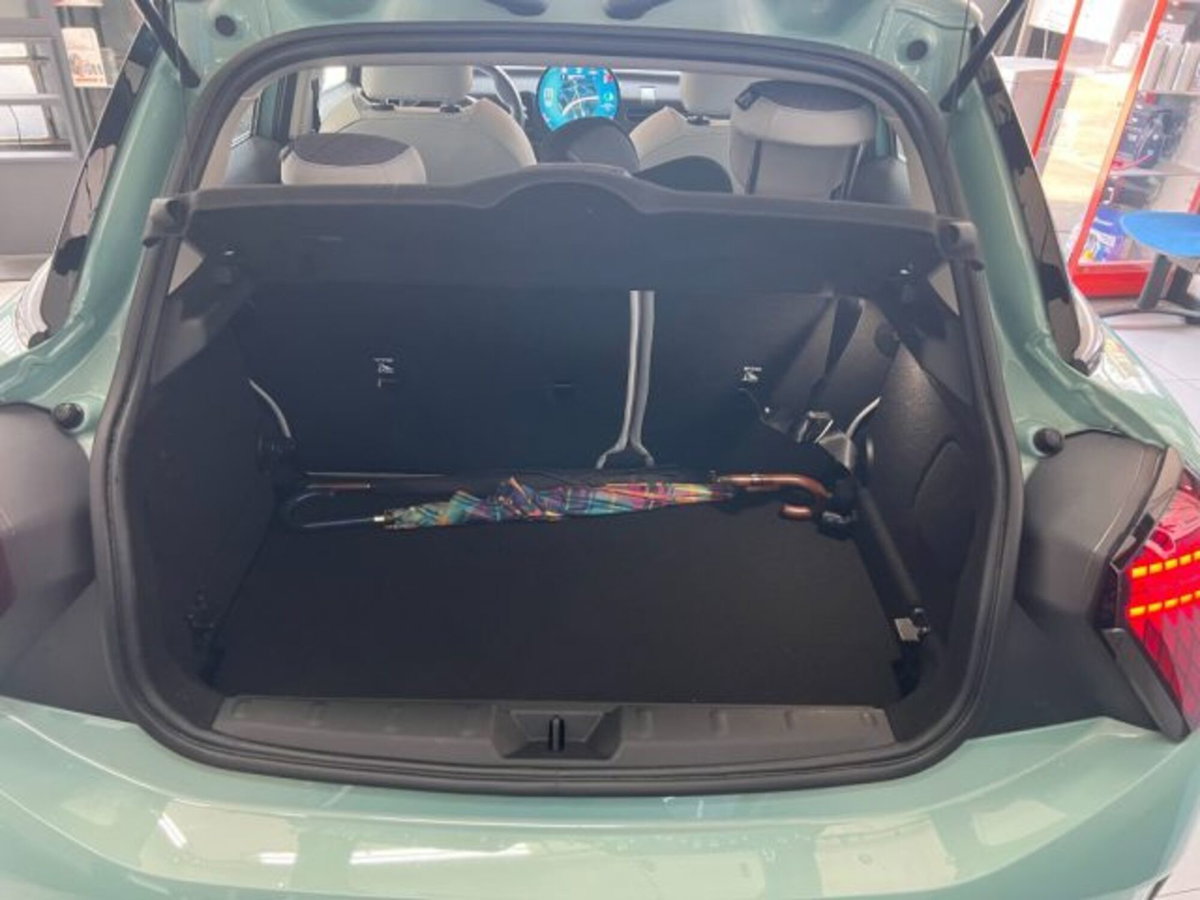 MINI Mini 5p 1.5 C Classic auto (13)