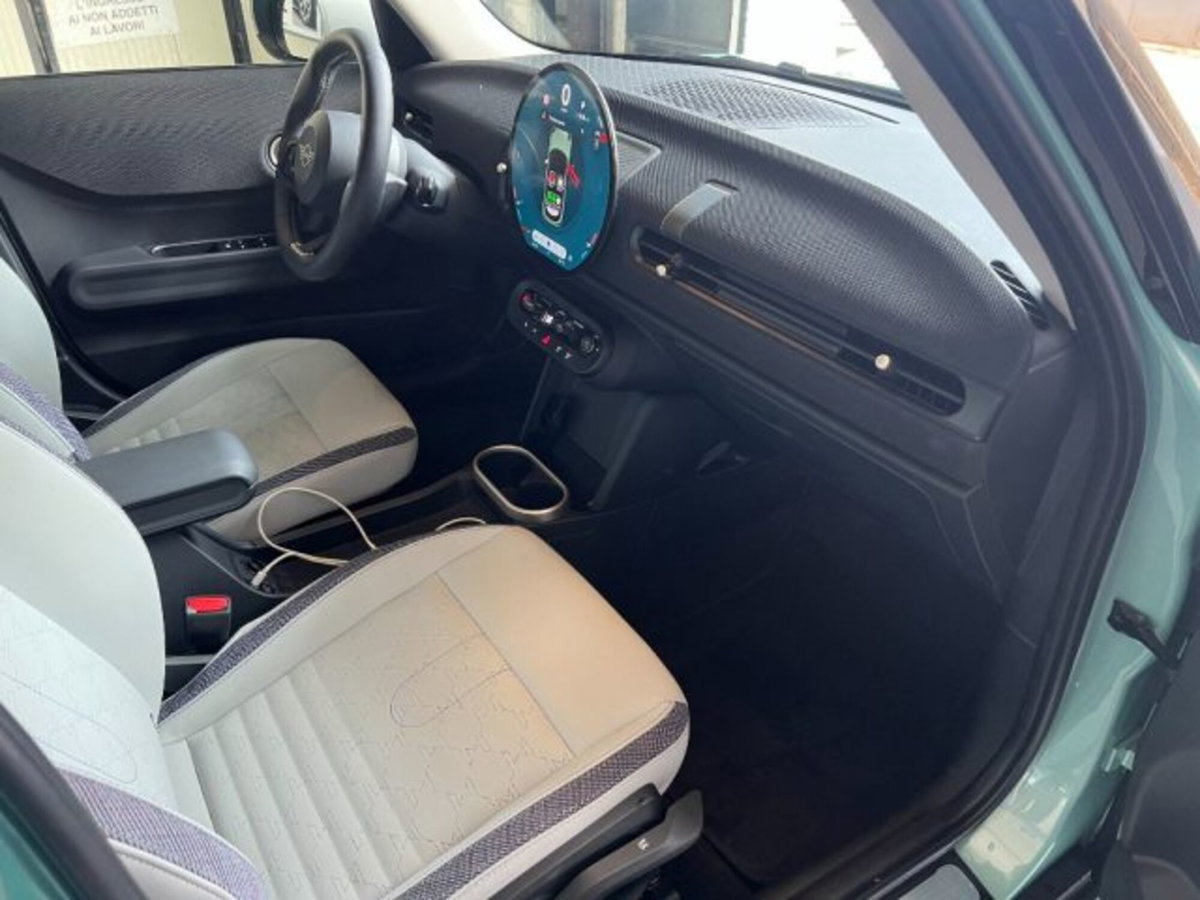 MINI Mini 5p 1.5 C Classic auto (14)