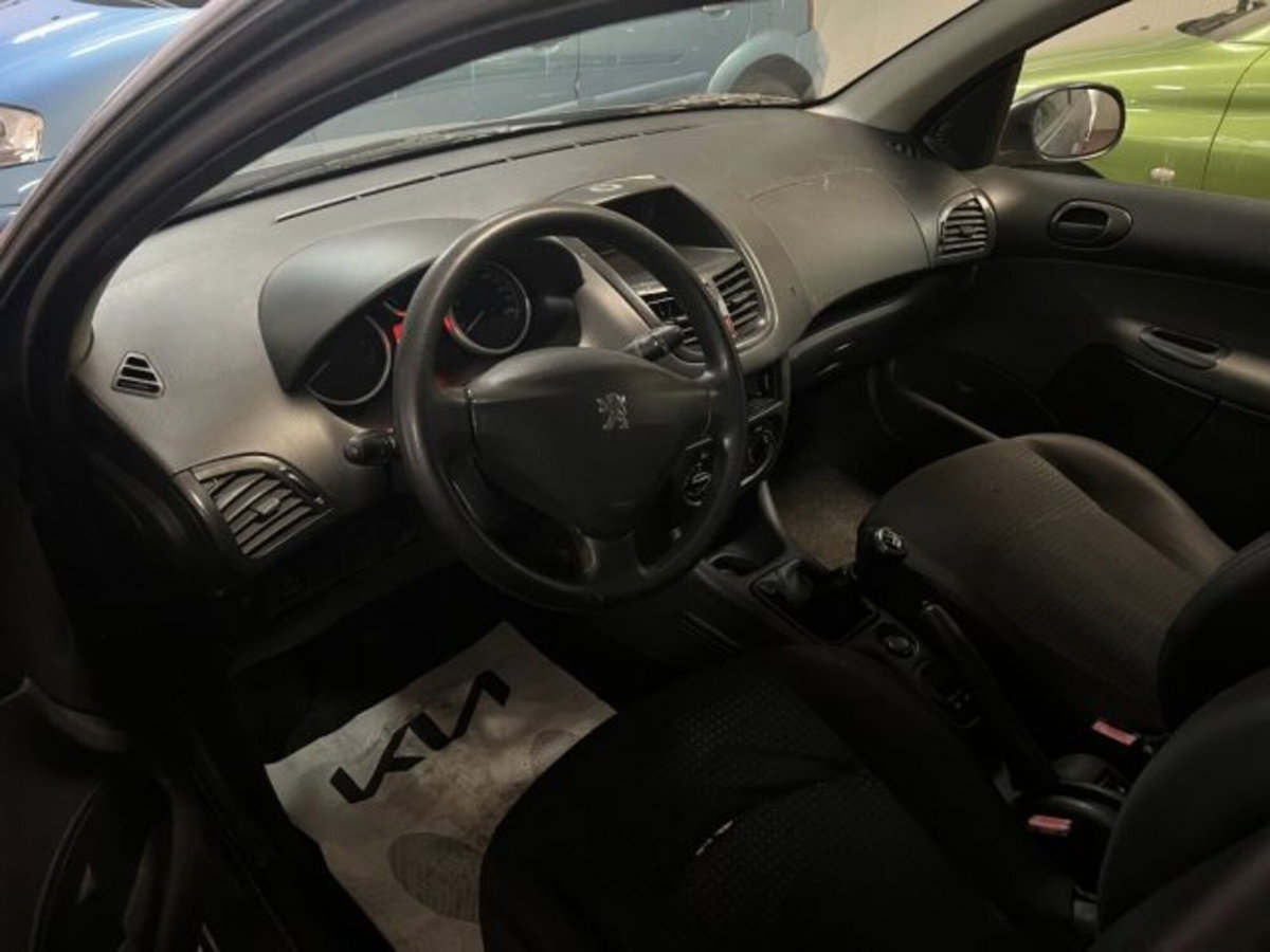 Peugeot 206 60CV 3p. (5)
