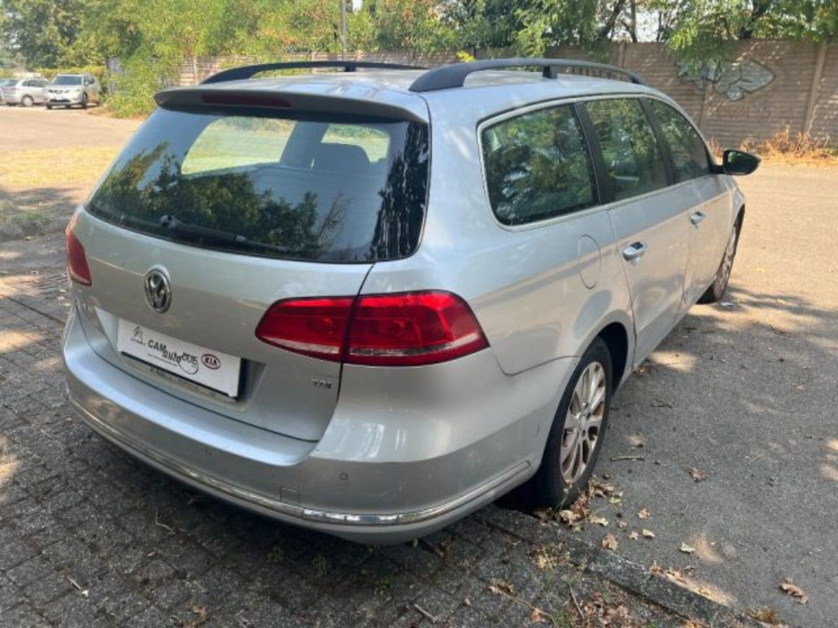 Volkswagen Passat Variant 1.6 TDI DPF Var Comf. BM Tech. (4)
