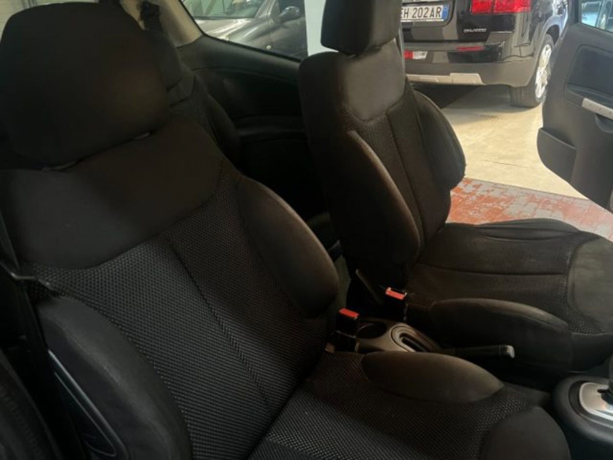 Citroen C2 1.4 HDi 70CV airdream Excite VTR (14)