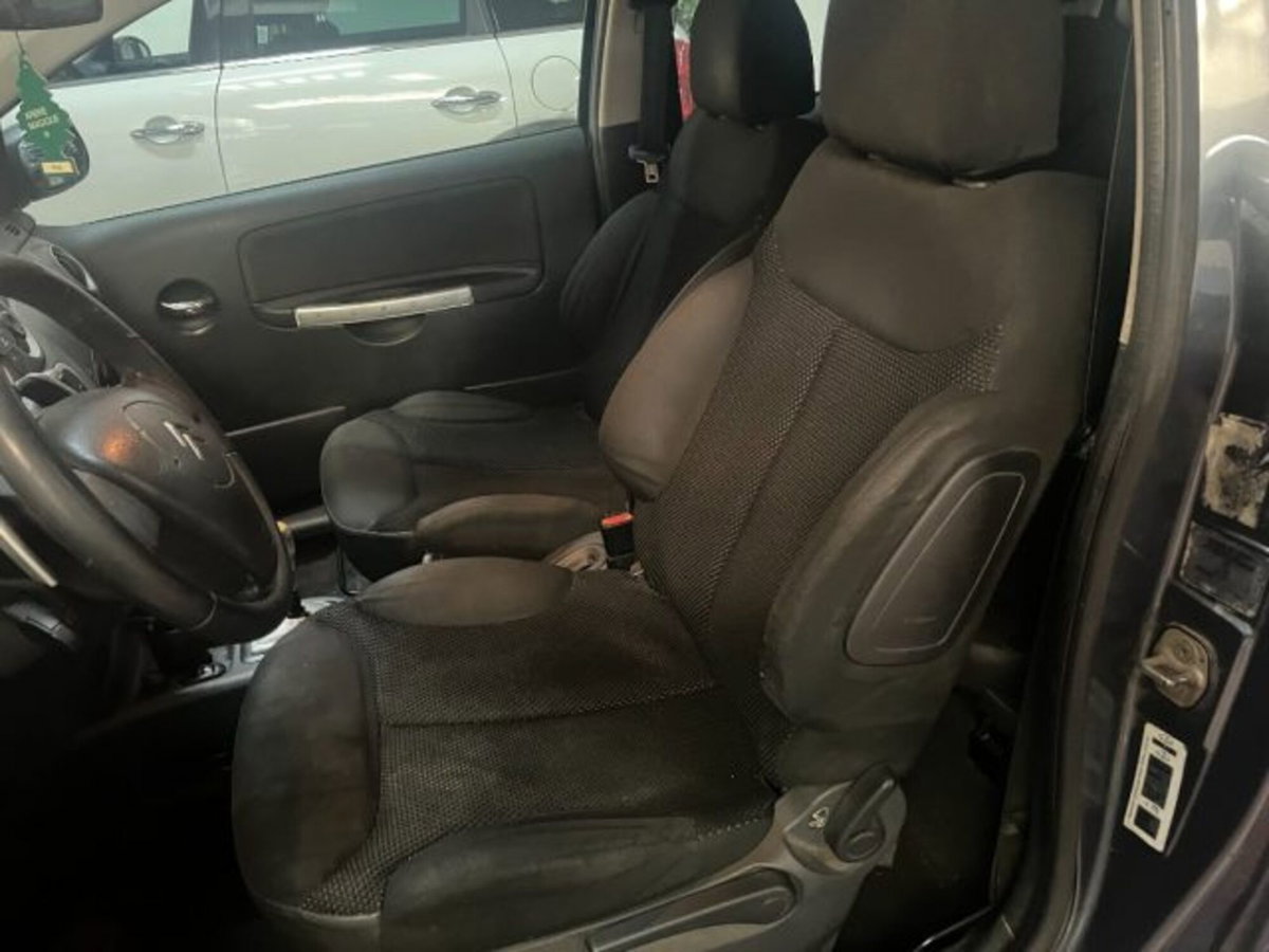 Citroen C2 1.4 HDi 70CV airdream Excite VTR (9)