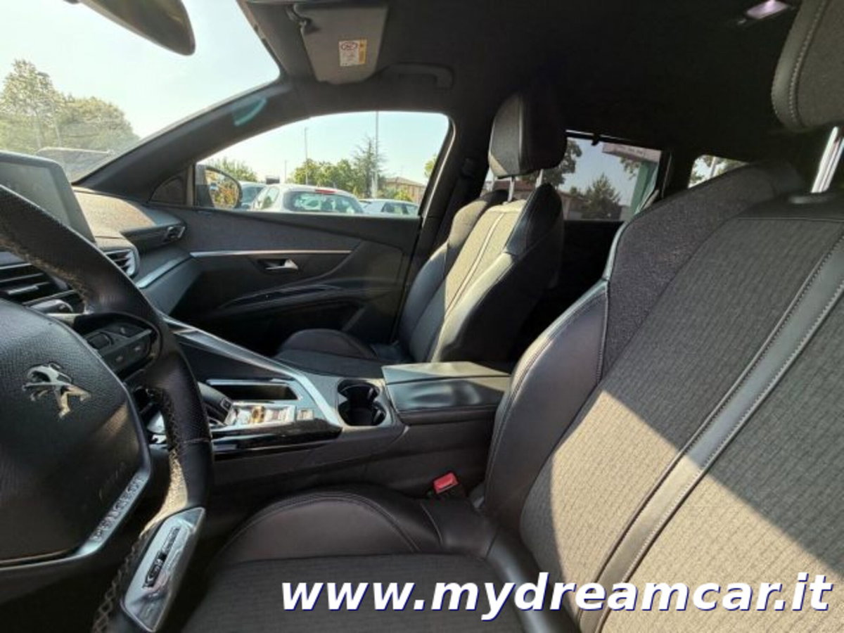 Peugeot 5008 BlueHDi 130 S&S EAT8 GT Line (9)