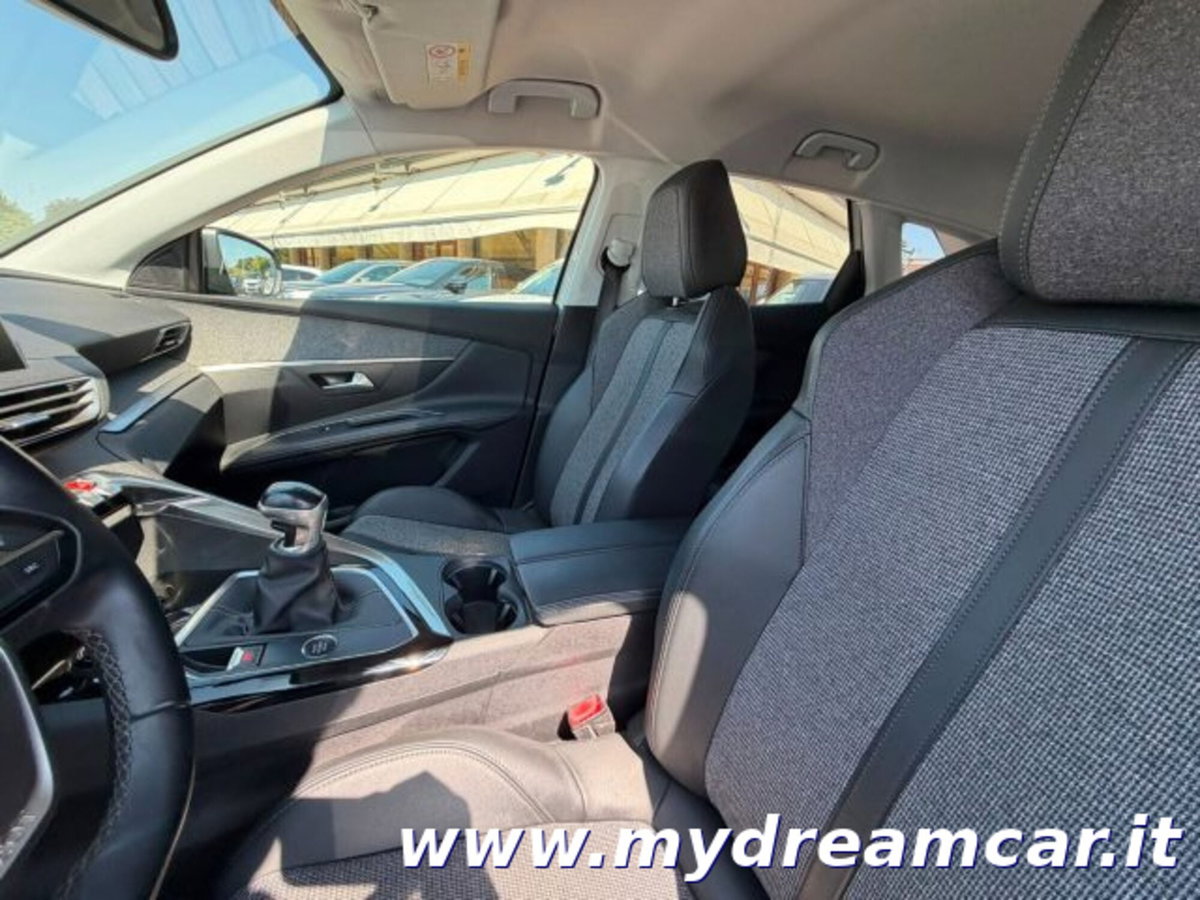 Peugeot 3008 PureTech Turbo 130 S&S EAT6 Allure (9)