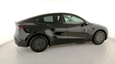Tesla Model Y Standard Range rwd (18)