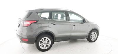 Ford Kuga 1.5 TDCI 120 CV S&S 2WD Titanium (19)