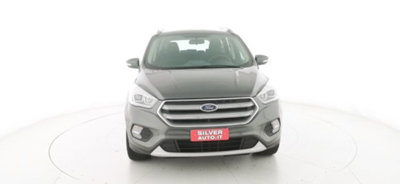 Ford Kuga 1.5 TDCI 120 CV S&S 2WD Titanium (2)