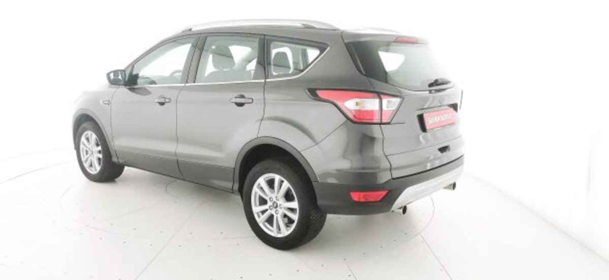 Ford Kuga 1.5 TDCI 120 CV S&S 2WD Titanium (5)