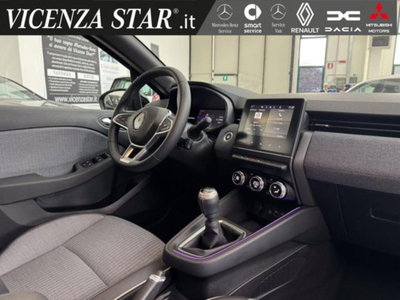 Renault Clio 1.0 tce Techno 90cv (11)
