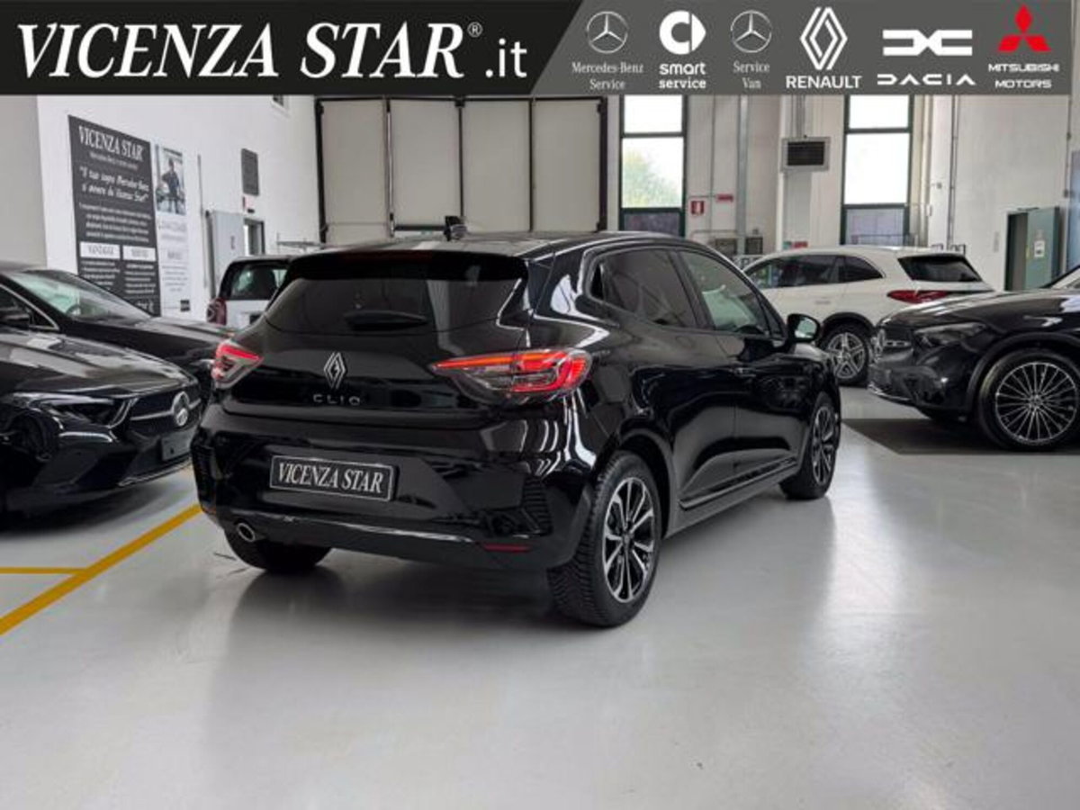 Renault Clio 1.0 tce Techno 90cv (3)