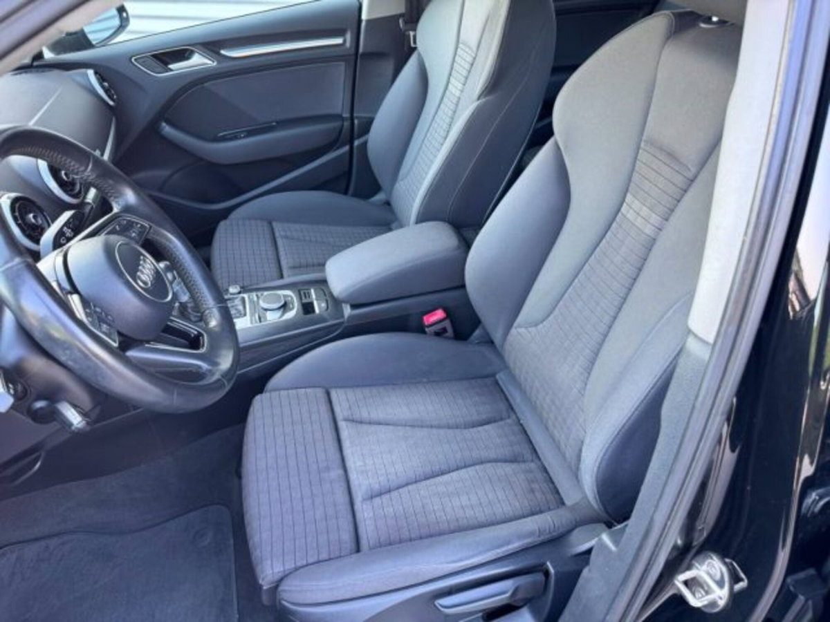 Audi A3 Sportback 1.6 TDI 116 CV Sport (18)